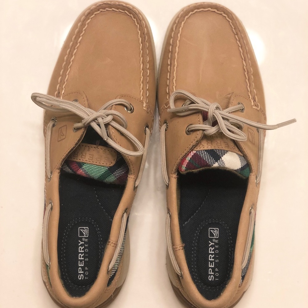 Plaid Womans Sperrys